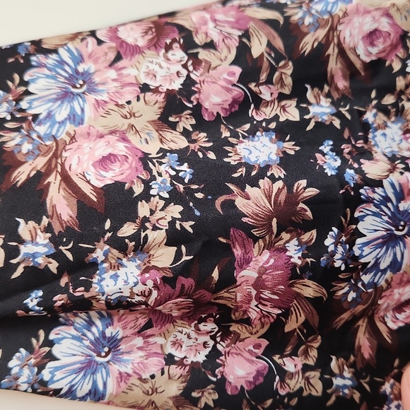 MARBLE Pink and Black Maxi Dress with Slit - Picture 4 of 7